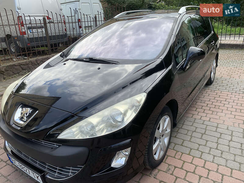 Універсал Peugeot 308 2010 в Львові