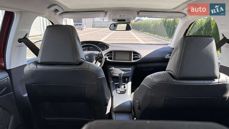 Хетчбек Peugeot 308 2016 в Хусті