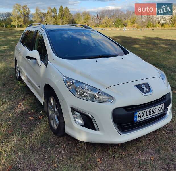 Peugeot 308 2013 Peugeot 308 2013