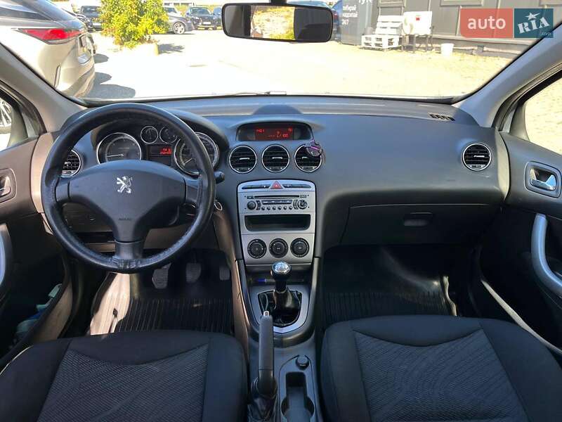 Універсал Peugeot 308 2010 в Львові