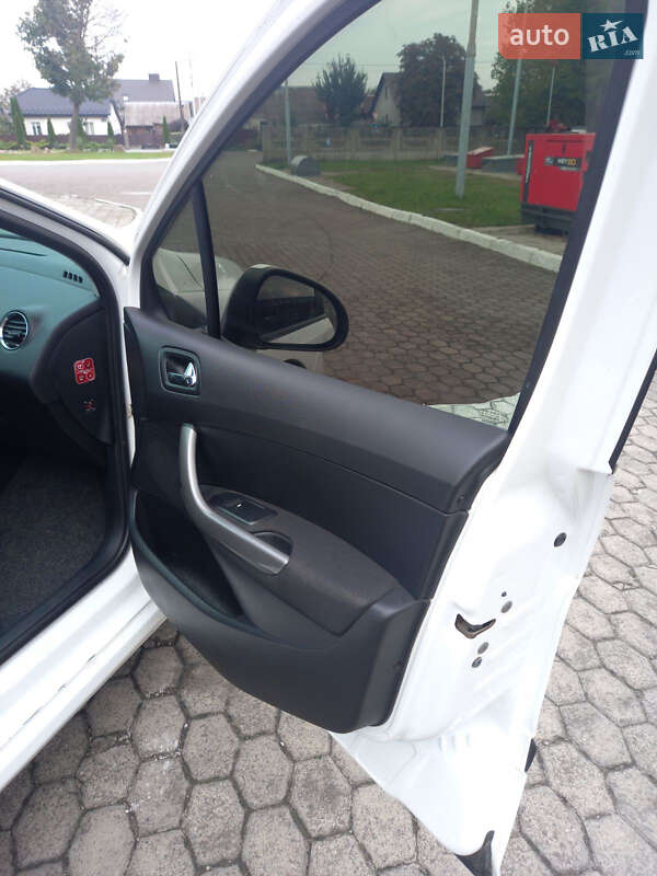 Універсал Peugeot 308 2009 в Костопілі