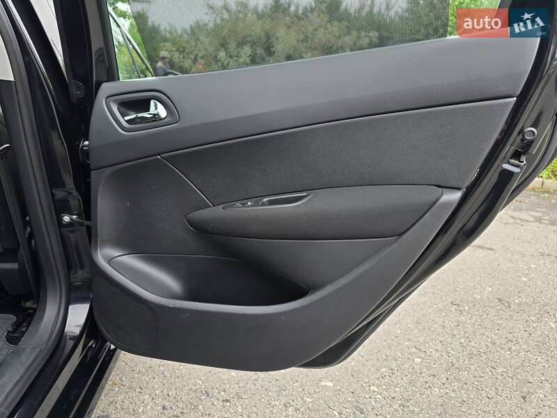 Универсал Peugeot 308 2012 в Хмельницком