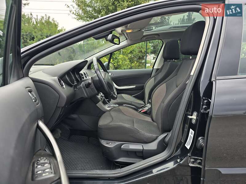 Универсал Peugeot 308 2012 в Хмельницком