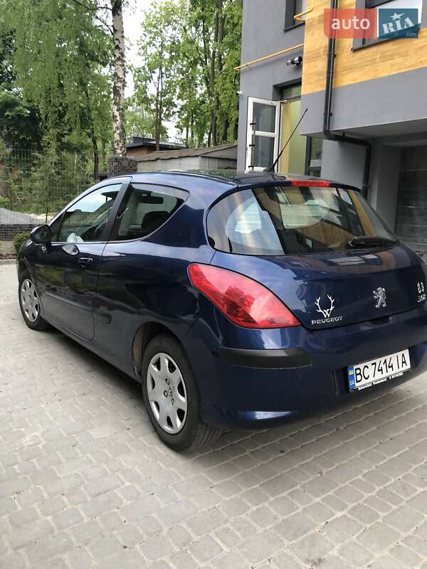 Хетчбек Peugeot 308 2008 в Львові