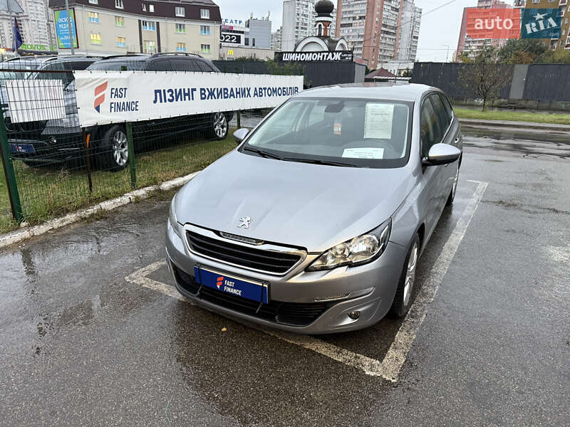 Peugeot 308 2016