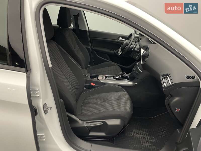Хэтчбек Peugeot 308 2020 в Киеве фото 21 Хэтчбек Peugeot 308 2020 в Киеве
