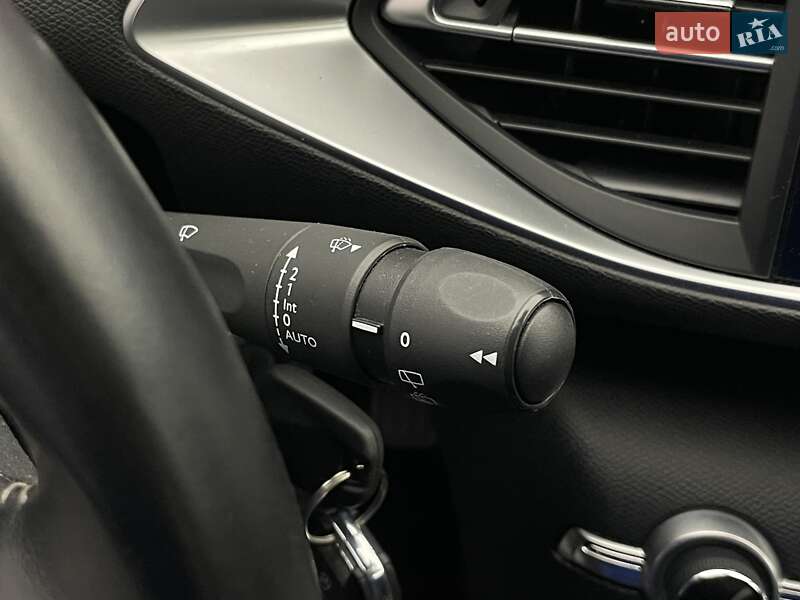 Хэтчбек Peugeot 308 2020 в Киеве фото 13 Хэтчбек Peugeot 308 2020 в Киеве