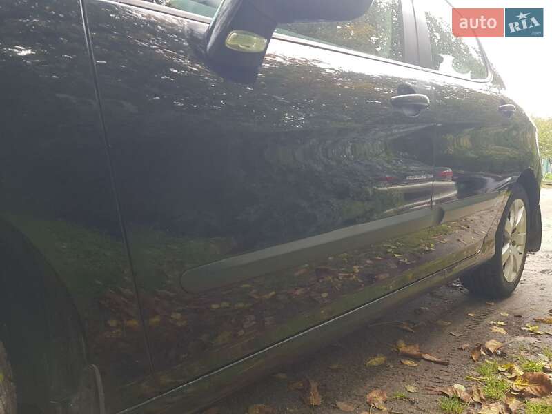 Хэтчбек Peugeot 308 2008 в Дымере