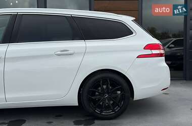 Универсал Peugeot 308 2020 в 