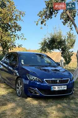 Хетчбек Peugeot 308 2016 в Здолбуніві