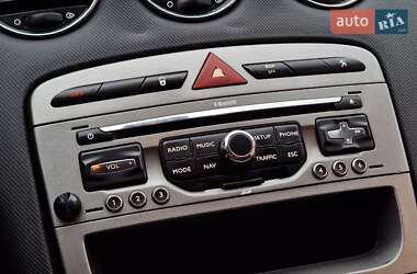 Хэтчбек Peugeot 308 2011 в 