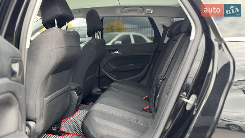 Универсал Peugeot 308 2015 в Полтаве