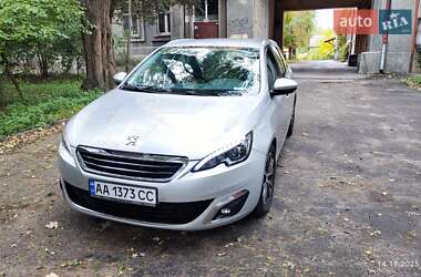 Универсал Peugeot 308 2015 в 