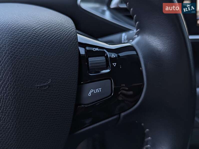 Универсал Peugeot 308 2018 в Киеве фото 27 Универсал Peugeot 308 2018 в Киеве