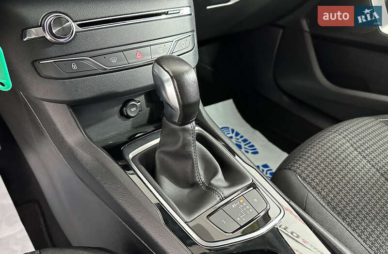 Универсал Peugeot 308 2018 в Львове