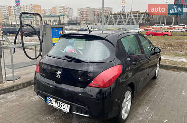 Хетчбек Peugeot 308 2010 в 