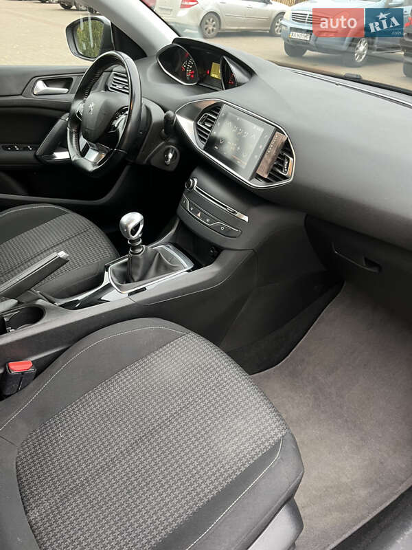 Универсал Peugeot 308 2019 в Сумах
