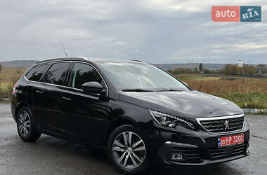 Універсал Peugeot 308 2020 в Радивиліві