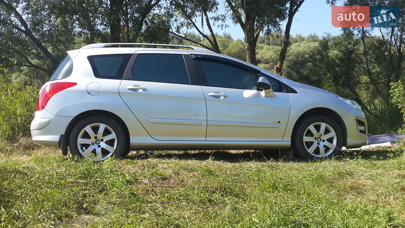 Peugeot 308 2013 Peugeot 308 2013