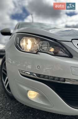 Универсал Peugeot 308 2015 в 