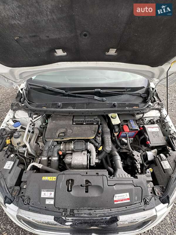 Універсал Peugeot 308 2015 в Білогородці