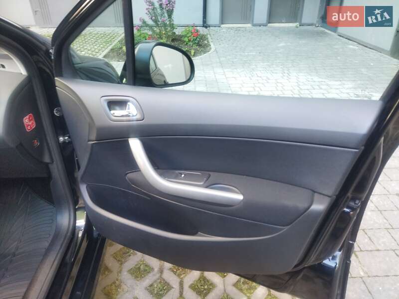 Универсал Peugeot 308 2012 в Ивано-Франковске