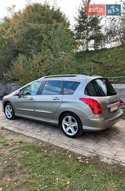 Универсал Peugeot 308 2010 в 