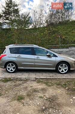 Универсал Peugeot 308 2010 в 