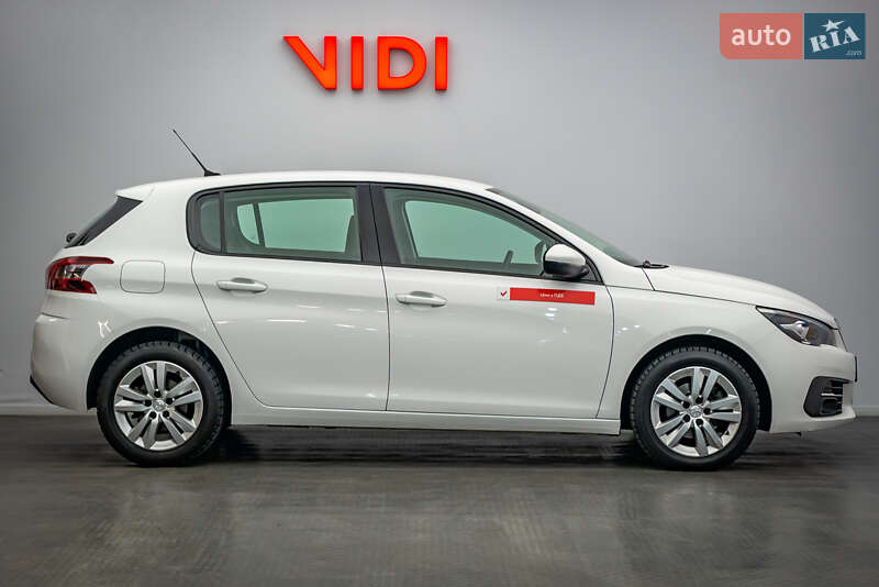 Хэтчбек Peugeot 308 2020 в Киеве