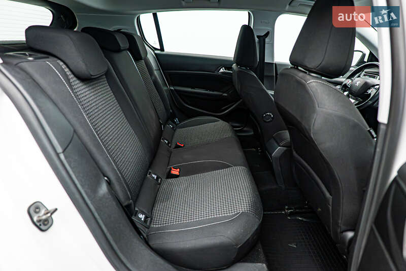 Хэтчбек Peugeot 308 2020 в Киеве