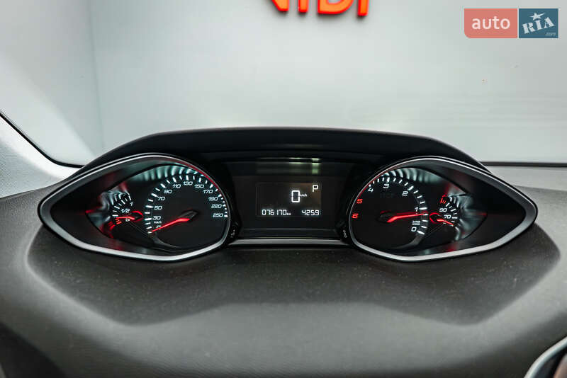 Хэтчбек Peugeot 308 2020 в Киеве