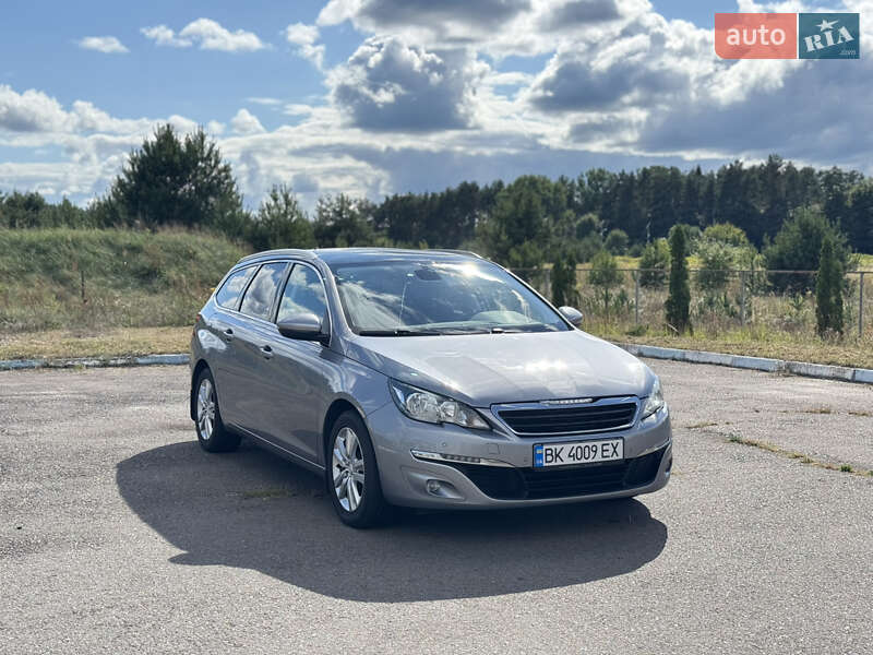 Універсал Peugeot 308 2015 в Рівному