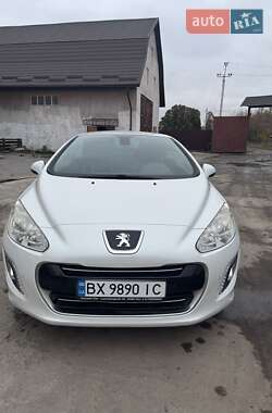Кабриолет Peugeot 308 2012 в 