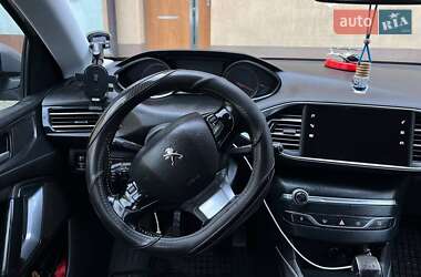 Универсал Peugeot 308 2018 в 