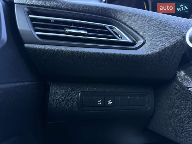 Універсал Peugeot 308 2019 в Дубні фото 17 Універсал Peugeot 308 2019 в Дубні