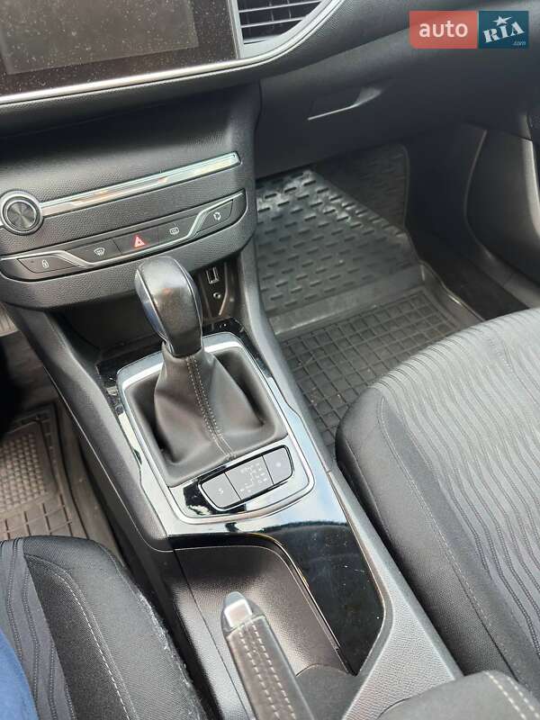 Универсал Peugeot 308 2015 в Долинской фото 13 Универсал Peugeot 308 2015 в Долинской