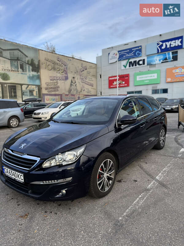 Универсал Peugeot 308 2015 в Черкассах