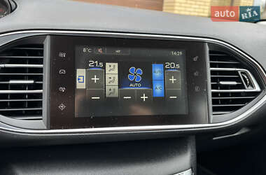 Універсал Peugeot 308 2014 в 