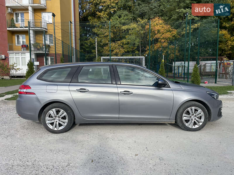 Универсал Peugeot 308 2018 в Львове