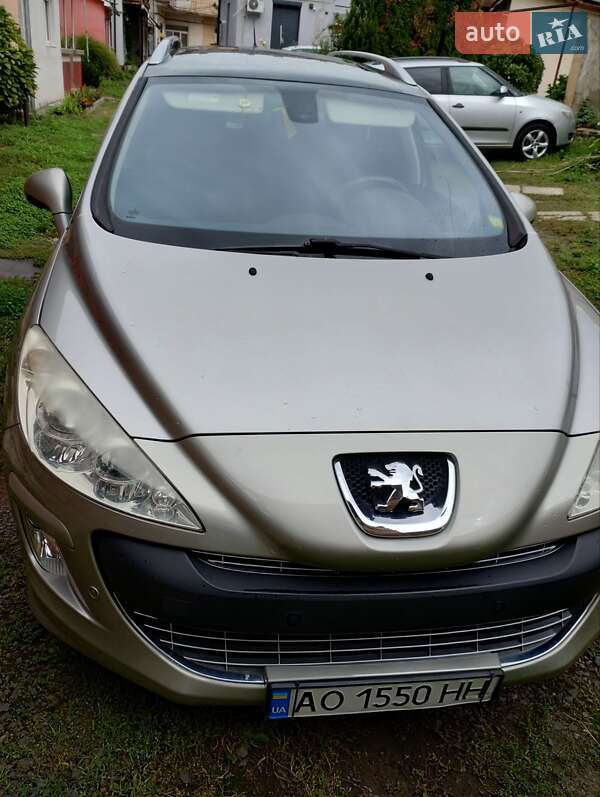 Универсал Peugeot 308 2008 в Мукачево фото 2 Универсал Peugeot 308 2008 в Мукачево