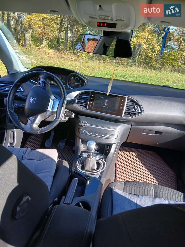 Универсал Peugeot 308 2016 в Тернополе фото 3 Универсал Peugeot 308 2016 в Тернополе