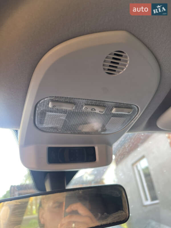 Універсал Peugeot 308 2008 в Львові фото 34 Універсал Peugeot 308 2008 в Львові