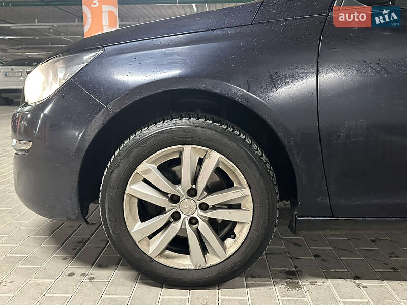 Универсал Peugeot 308 2016 в Киеве фото 10 Универсал Peugeot 308 2016 в Киеве