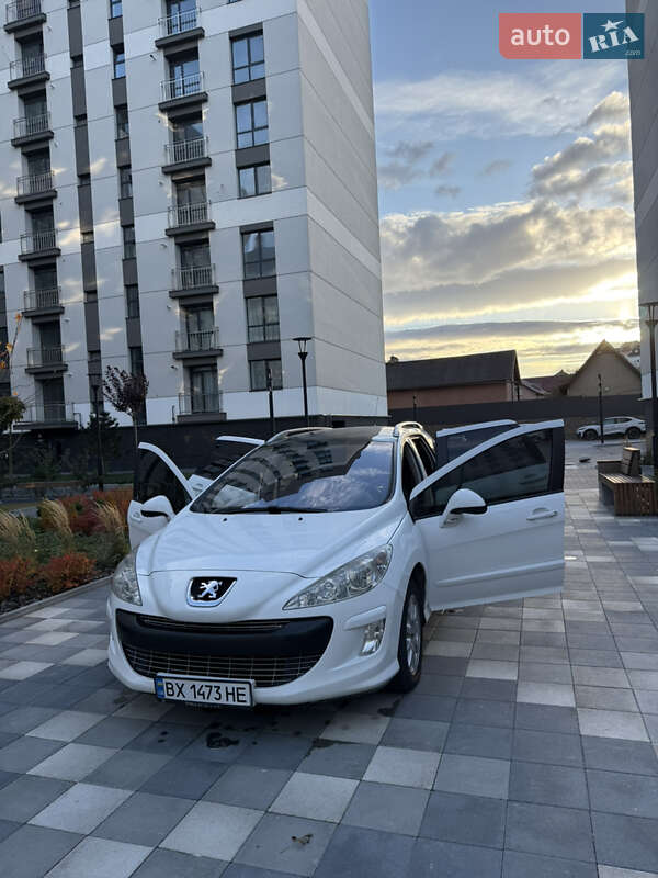 Универсал Peugeot 308 2011 в Ивано-Франковске фото 4 Универсал Peugeot 308 2011 в Ивано-Франковске