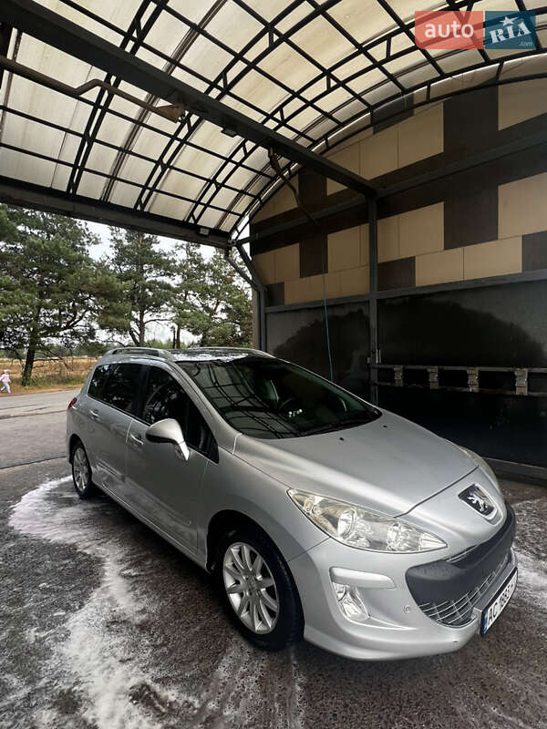 Универсал Peugeot 308 2008 в Владимирце