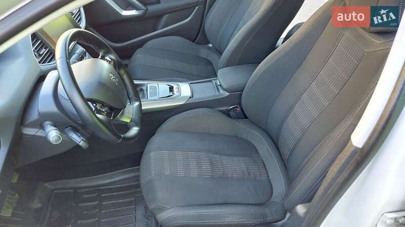 Универсал Peugeot 308 2016 в Христиновке фото 13 Универсал Peugeot 308 2016 в Христиновке