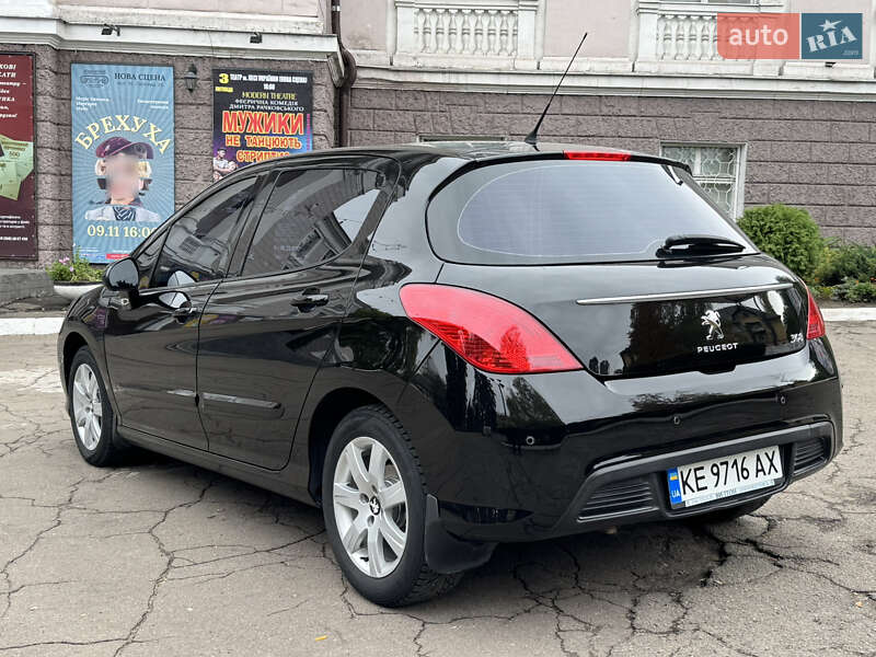 Хетчбек Peugeot 308 2012 в Кам'янському