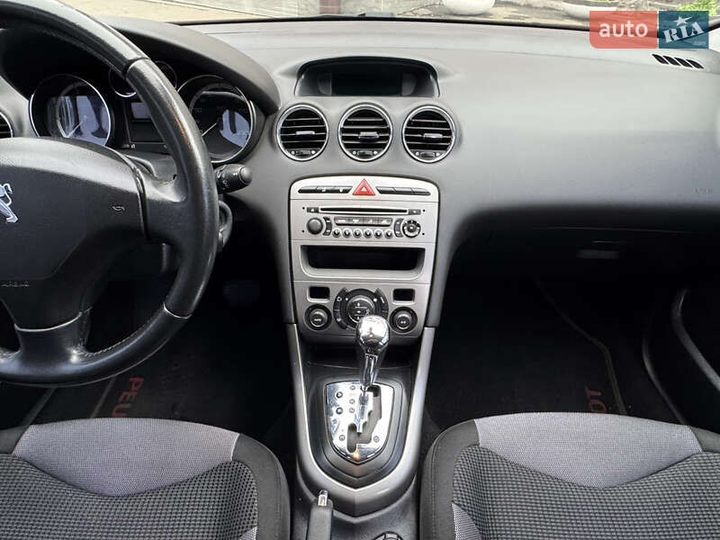 Хетчбек Peugeot 308 2012 в Кам'янському