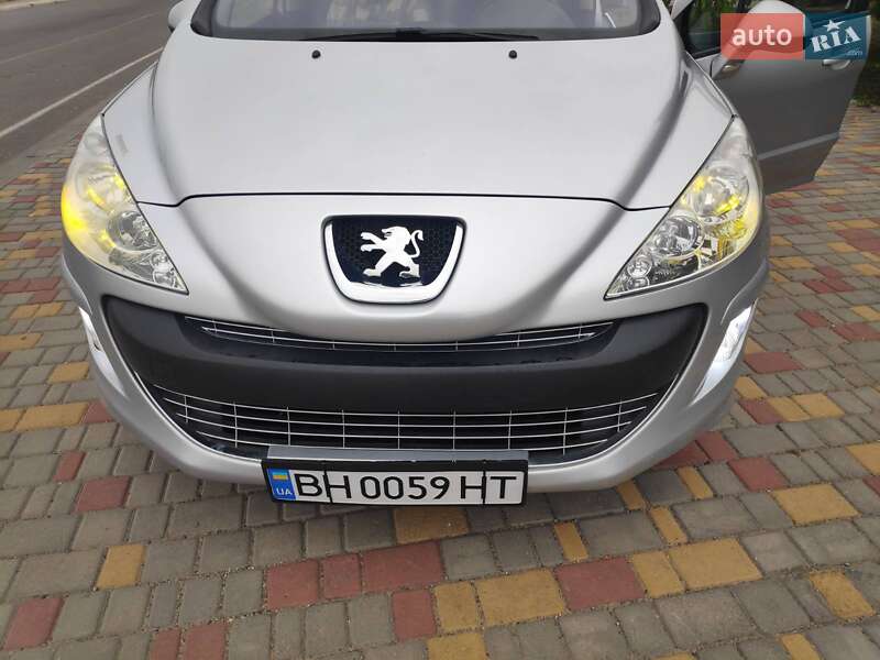 Универсал Peugeot 308 2010 в Белгороде-Днестровском фото 29 Универсал Peugeot 308 2010 в Белгороде-Днестровском