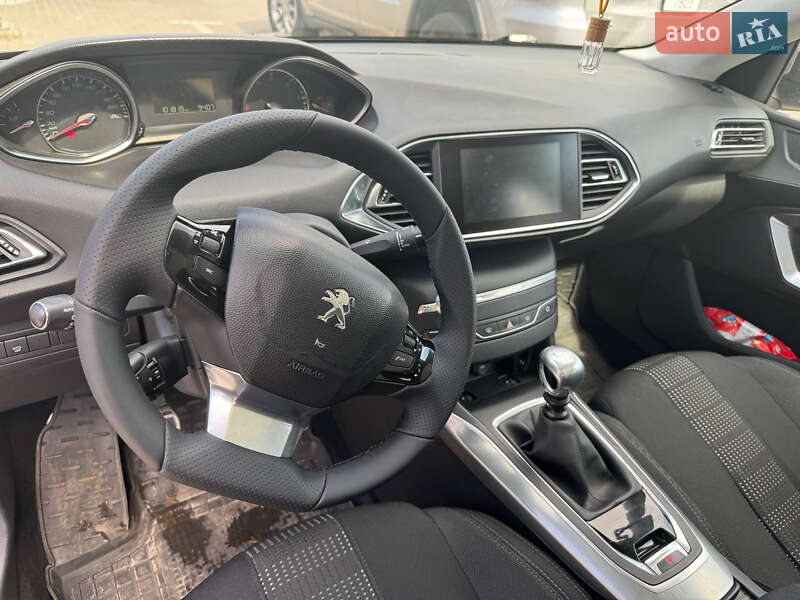 Универсал Peugeot 308 2015 в Львове фото 8 Универсал Peugeot 308 2015 в Львове